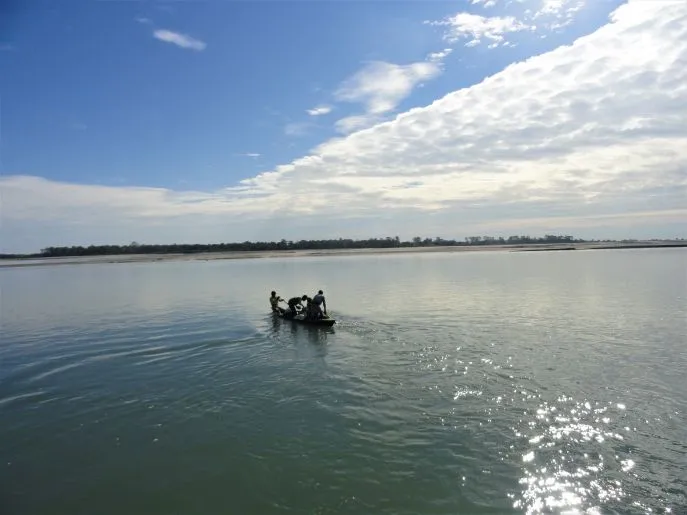 14 dimsum india rondreis assam brahmaputra river majuli