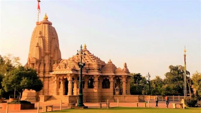 1 dimsum india rondreis gujarat ahmedabad mahadev tempel 2