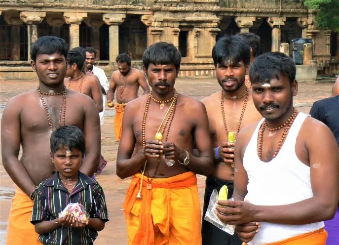 15 dimsum zuidindia tanjore brihadishwara temple chola architecture