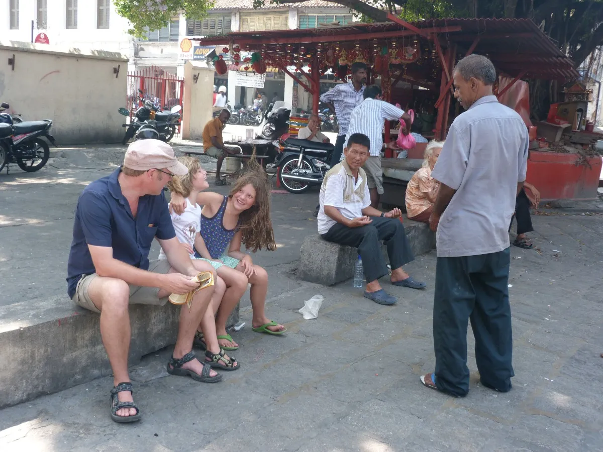 Locals maleisie kinderen familiereizen