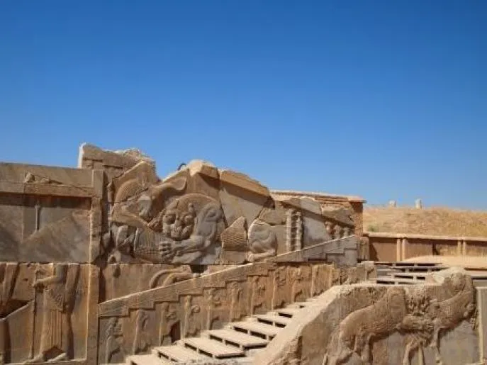 iran persepolis 8 3