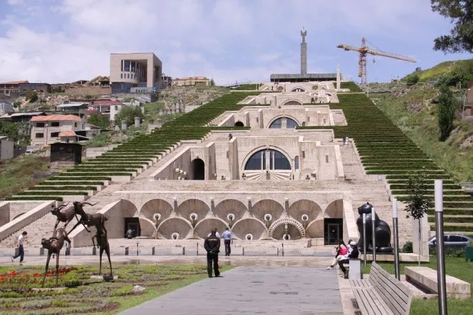 40 yerevan cascade