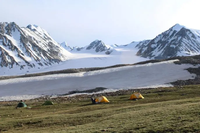 mongoli 2018 atty bening basecamp altai