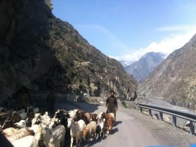 karakorum highway pakistan 3
