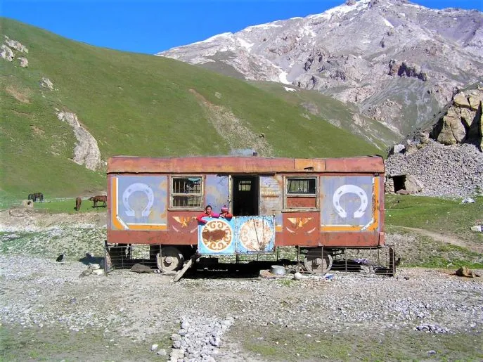 15 kirgizstan onderweg naar osh