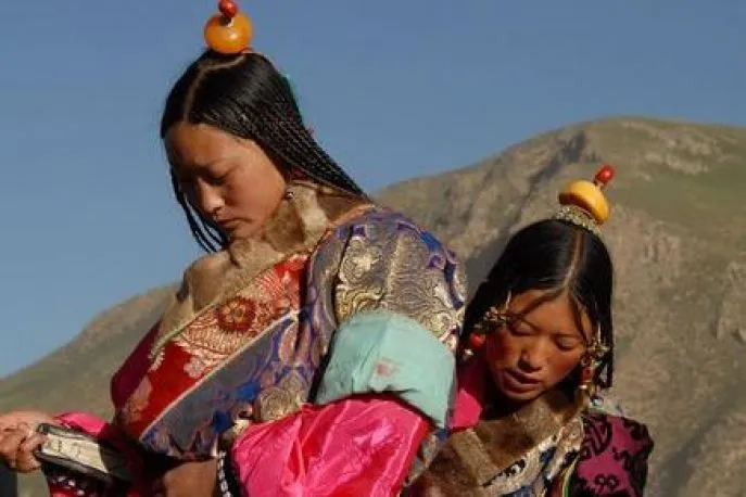 litang paarden festival dimsum reizen