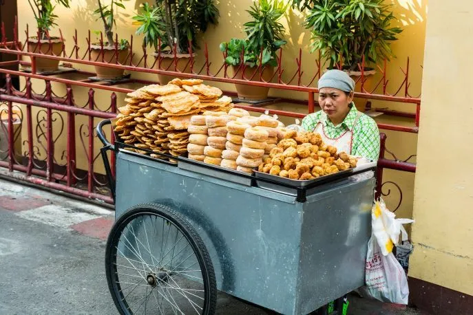 dimsum reizen thailand chiang mai straatverkoopster 3