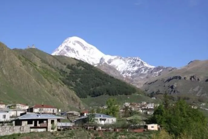 meet a local kazbegi 2