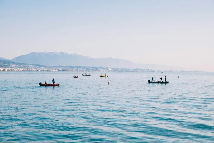 biwa lake unspash 2