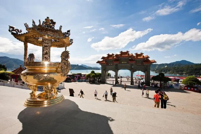 sun moon lake seen from wen wu temple