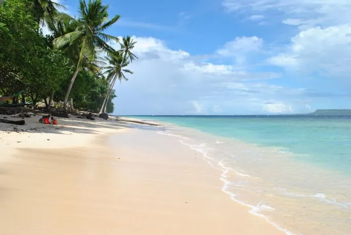 biak strand papua