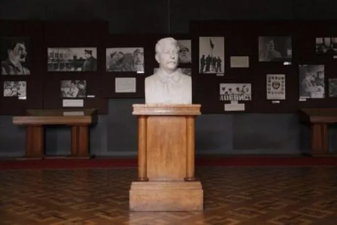 dimsumreizengeorgiegoristalinmuseum