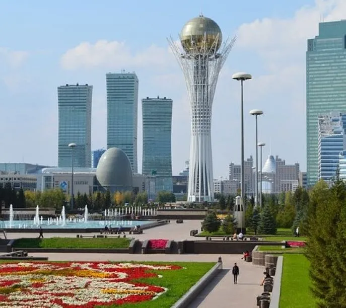 nur sultan stadsexcursie kazachstan rondreis dimsum reizen