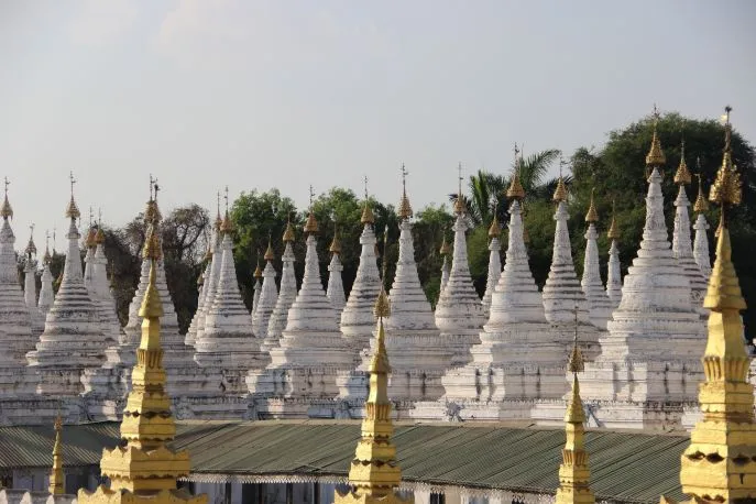 dimsum reizen myanmar mandalay tempels en pagodes