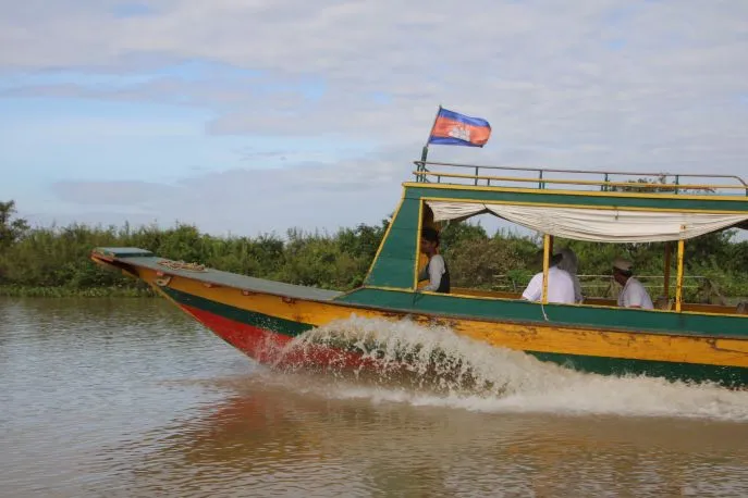 cambodja dim sum boot Mekong stung treng