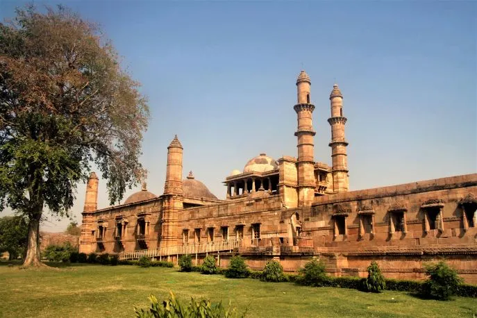 4 dimsum india gujarat champaner jama masjid