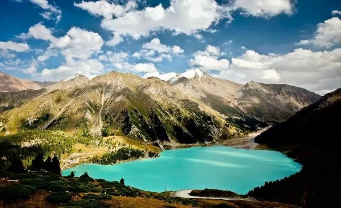 2 dimsum rondreis hoogtepunten kazachstan big almaty lake