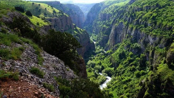 dimsum reizen aksu canyon kazachstan rondreis