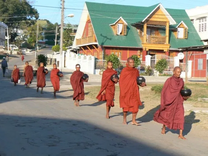 burma monniken in kalaw 2