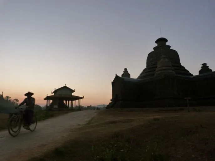 myanmar mrauk u 21