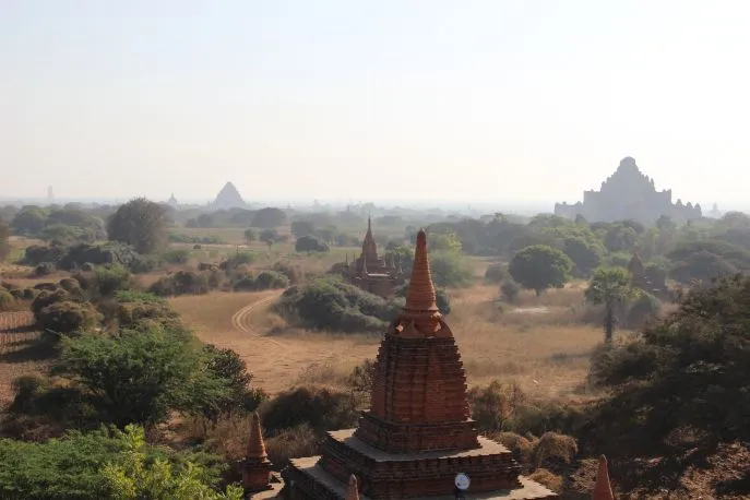 dimsum reizen tempels in bagan myanmar 4