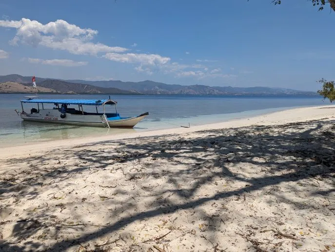 riung 17 islands marine park flores indonesie