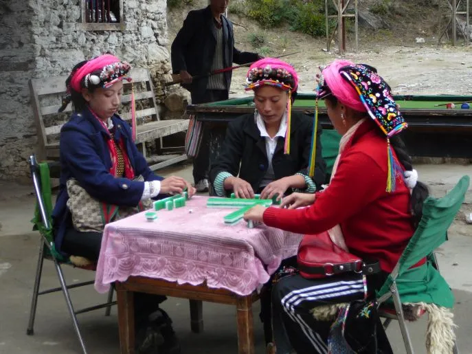 China Jiaju Miao volk minderheid Mahjong