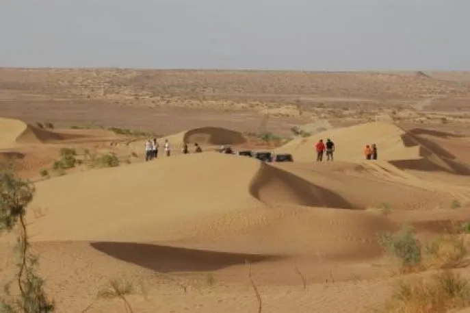 turkmenistan karakum jeep tours darwaza