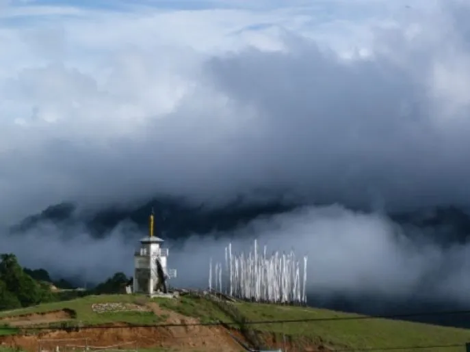 bhutan onderweg naar mongar via ura 9