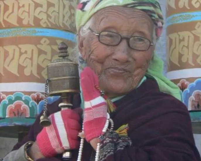 sikkim tashiding oude vrouw