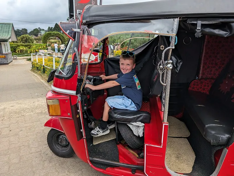 Sfeerafbeelding riksja-familiereise-dimsum-reisen