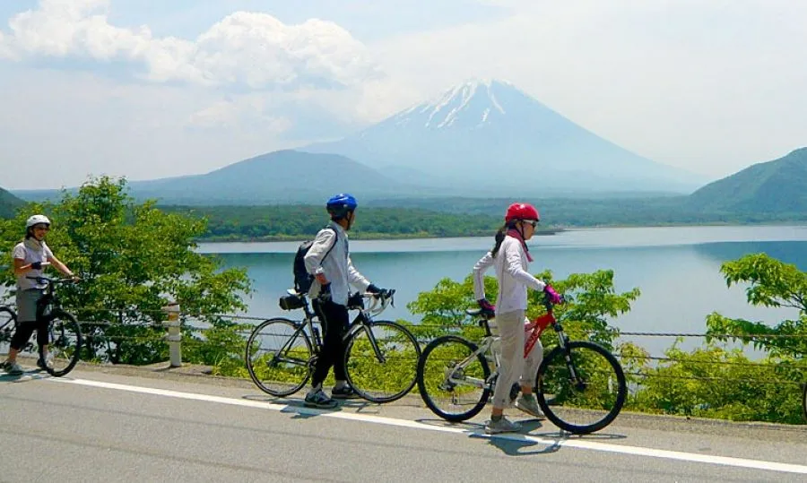 Sfeerafbeelding dimsum reizen japan kawaguchiko fietstocht